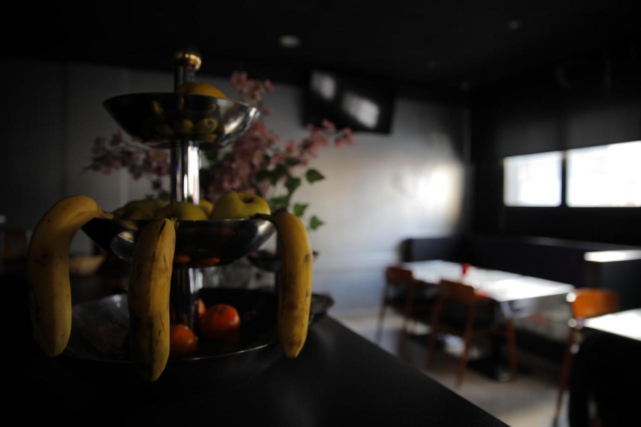 Hotel Sant Celoni Εξωτερικό φωτογραφία