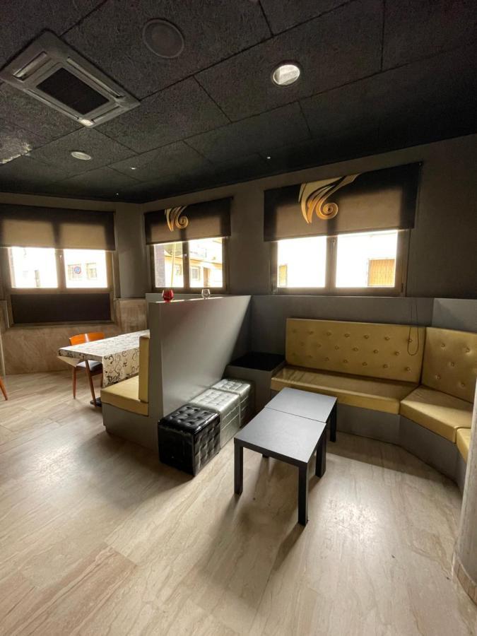 Hotel Sant Celoni Εξωτερικό φωτογραφία