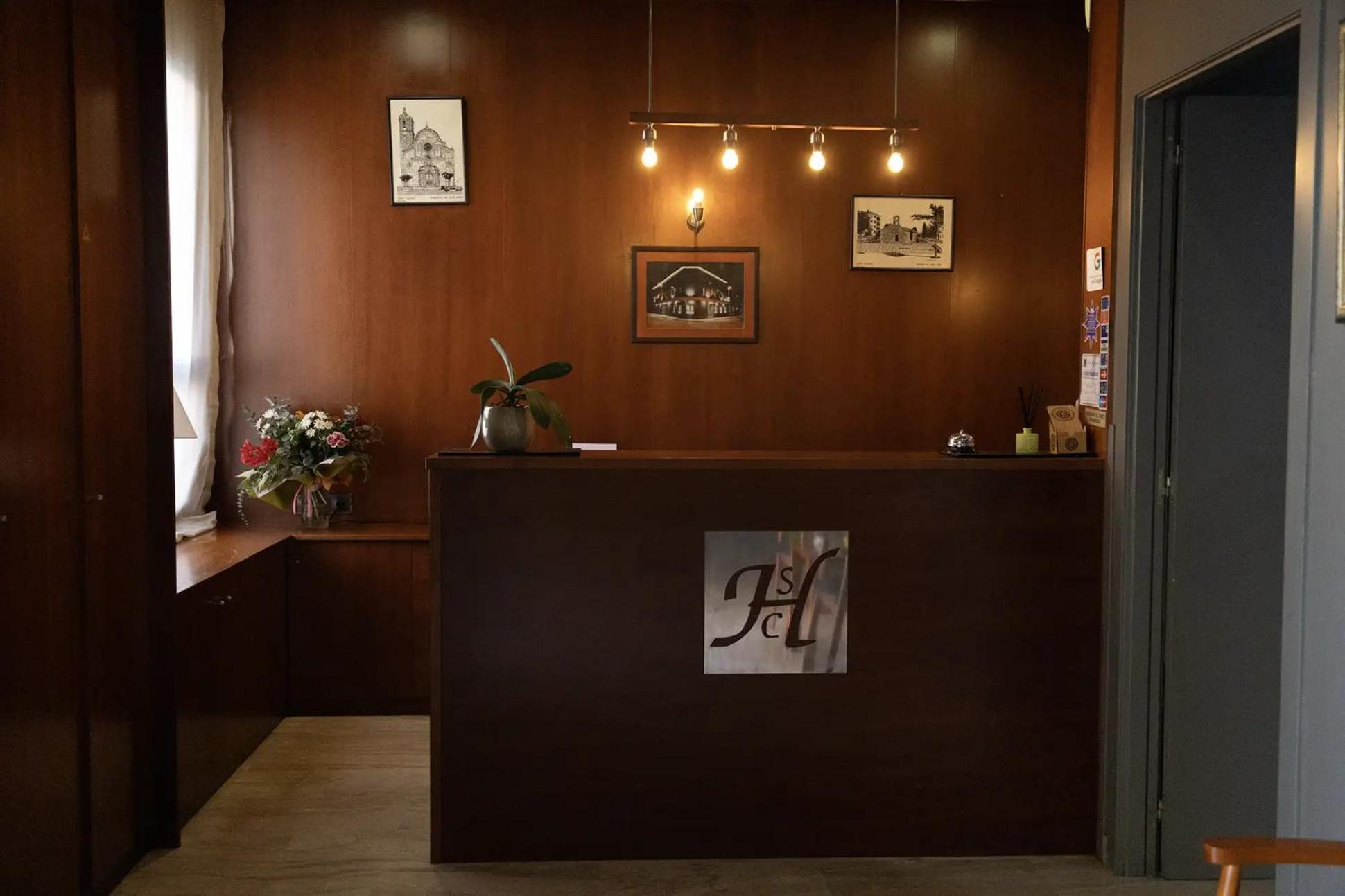 Hotel Sant Celoni Εξωτερικό φωτογραφία